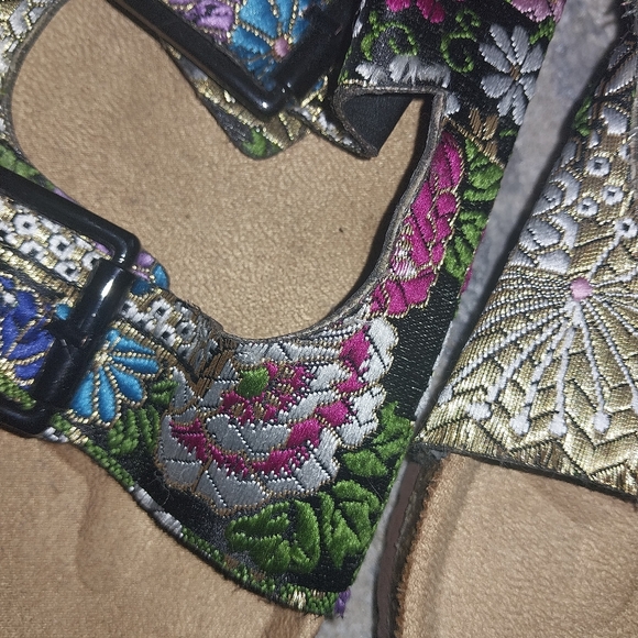 Colorful Footbed Sandals - Picture 8 of 10